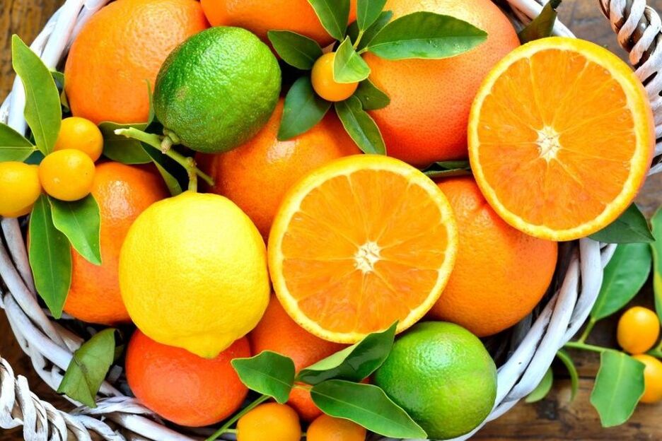 橙子和柠檬提供能量。